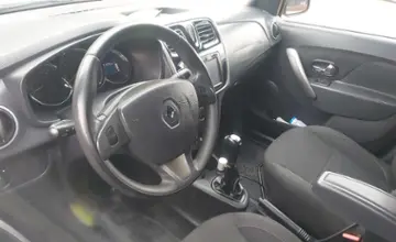 Renault Sandero 2017 года за 5 000 000 тг. в Алматы фото 5