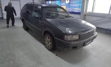Volkswagen Passat 1993 года за 1 400 000 тг. в Уральск фото 3