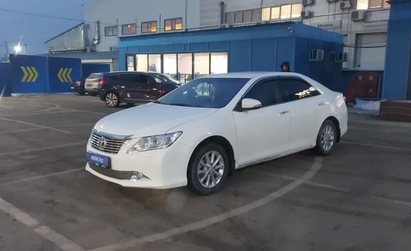 Toyota Camry 2013 года за 10 000 000 тг. в Алматы