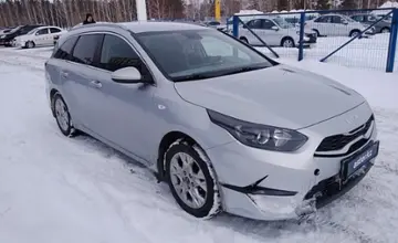 Kia Ceed SW 2022 года за 10 500 000 тг. в Усть-Каменогорск фото 3