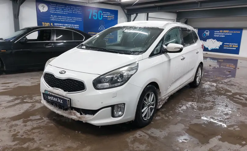 Kia Carens 2015 года за 8 000 000 тг. в Астана