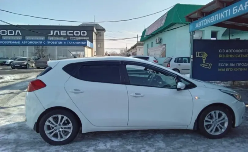Kia Ceed 2014 года за 6 000 000 тг. в Талдыкорган фото 4