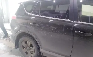 Toyota RAV4 2016 года за 17 400 000 тг. в Павлодар фото 4