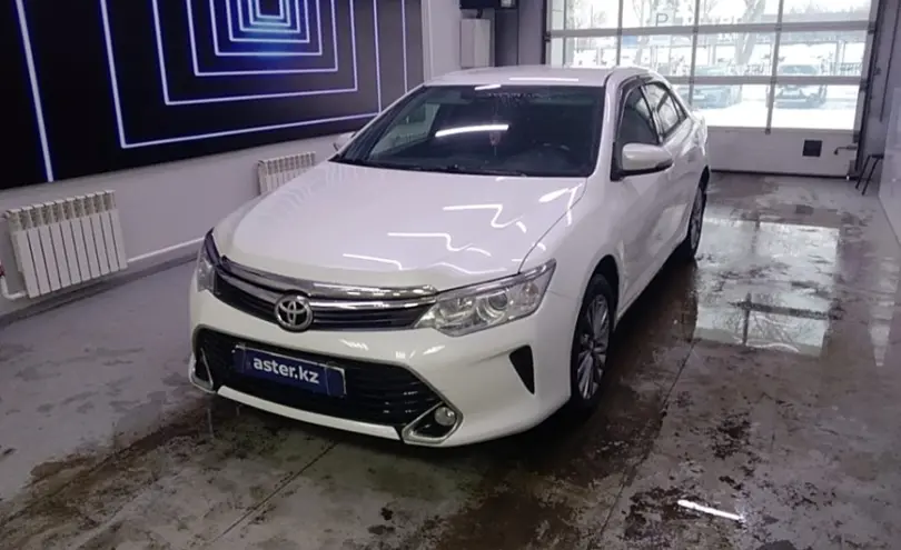 Toyota Camry 2015 года за 10 000 000 тг. в Павлодар