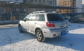 Mitsubishi Outlander 2005 года за 4 500 000 тг. в Алматы фото 4