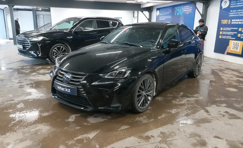 Lexus IS 2019 года за 14 000 000 тг. в Астана