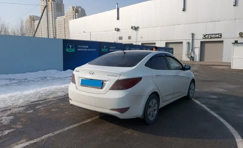 Hyundai Solaris 2015 года за 5 000 000 тг. в Шымкент фото 3