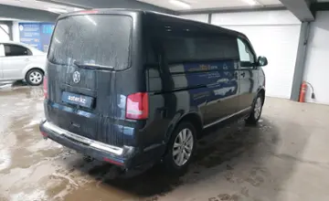 Volkswagen Multivan 2015 года за 16 000 000 тг. в Астана фото 3
