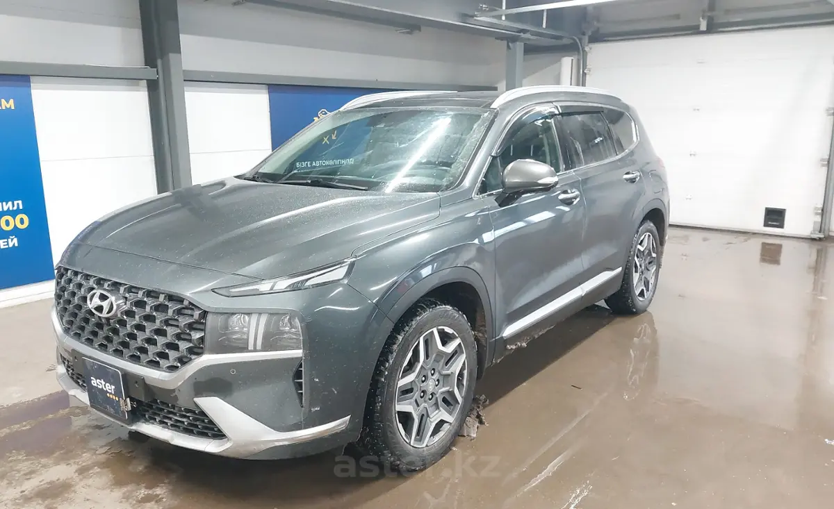 Hyundai Santa Fe 2022 года за 20 000 000 тг. в Астана