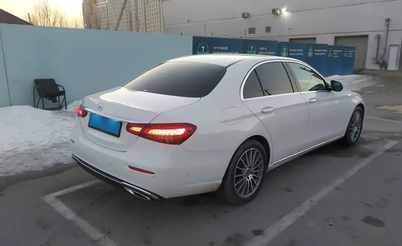 Mercedes-Benz E-Класс 2022 года за 28 000 000 тг. в Шымкент фото 3