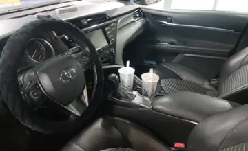 Toyota Camry 2020 года за 14 000 000 тг. в Астана фото 5