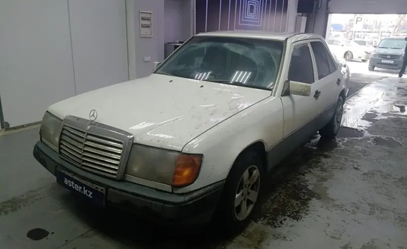 Mercedes-Benz W124 1992 года за 1 000 000 тг. в Павлодар