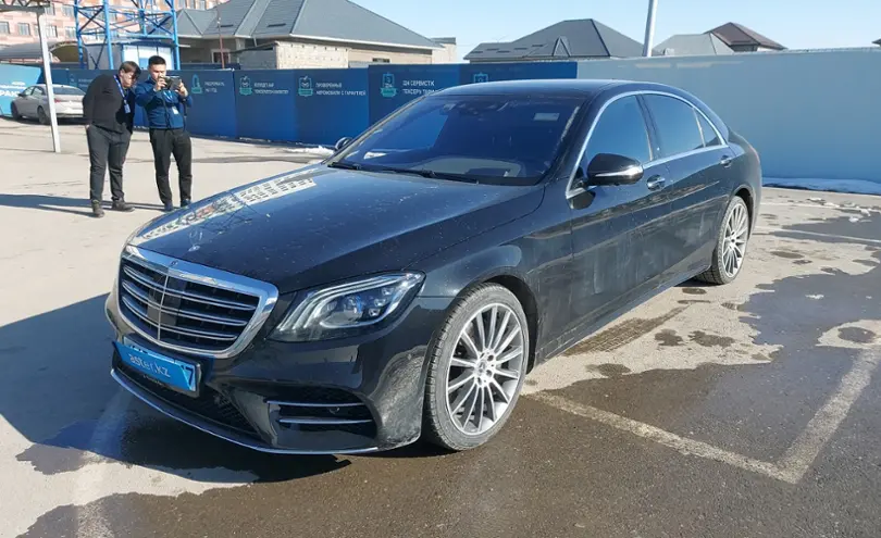 Mercedes-Benz S-Класс 2018 года за 37 500 000 тг. в Шымкент