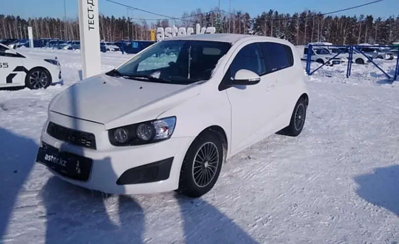 Chevrolet Aveo 2014 года за 4 000 000 тг. в Усть-Каменогорск