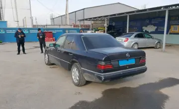 Mercedes-Benz E-Класс 1992 года за 1 500 000 тг. в Шымкент фото 4