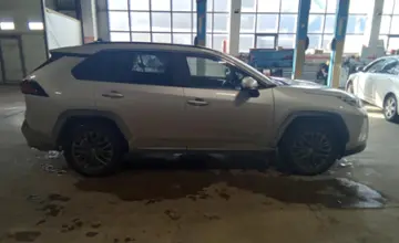 Toyota RAV4 2023 года за 13 800 000 тг. в Караганда фото 4