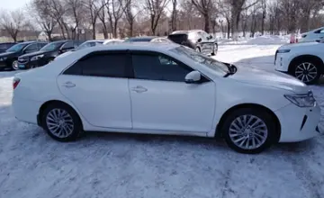 Toyota Camry 2015 года за 10 000 000 тг. в Актобе фото 4