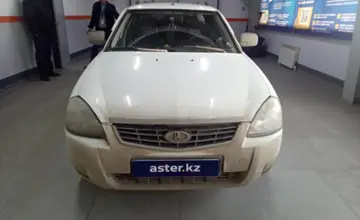 LADA (ВАЗ) Priora 2012 года за 2 000 000 тг. в Уральск фото 2