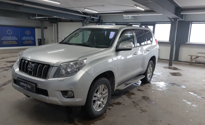 Toyota Land Cruiser Prado 2011 года за 16 800 000 тг. в Астана