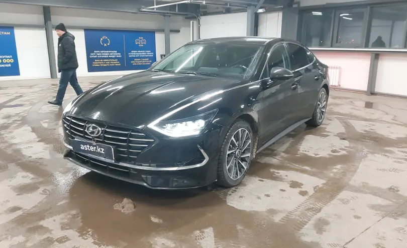 Hyundai Sonata 2021 года за 12 500 000 тг. в Астана