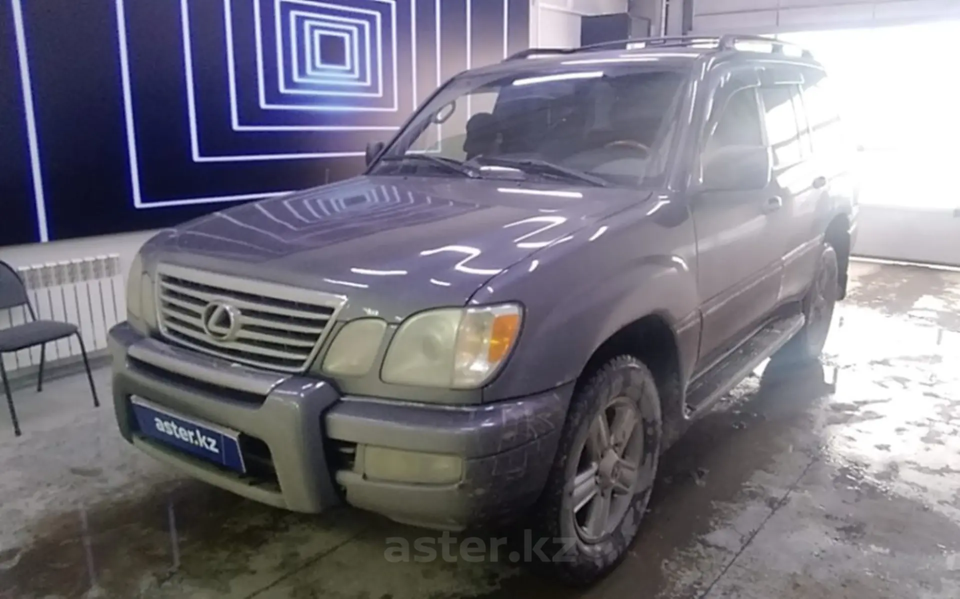 Lexus LX 2005