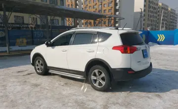 Toyota RAV4 2015 года за 10 000 000 тг. в Алматы фото 4