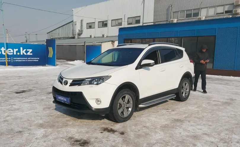 Toyota RAV4 2015 года за 10 000 000 тг. в Алматы