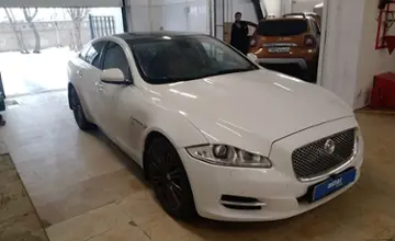 Jaguar XJ 2013 года за 12 000 000 тг. в Актобе фото 3