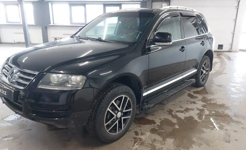 Volkswagen Touareg 2006 года за 6 000 000 тг. в Астана