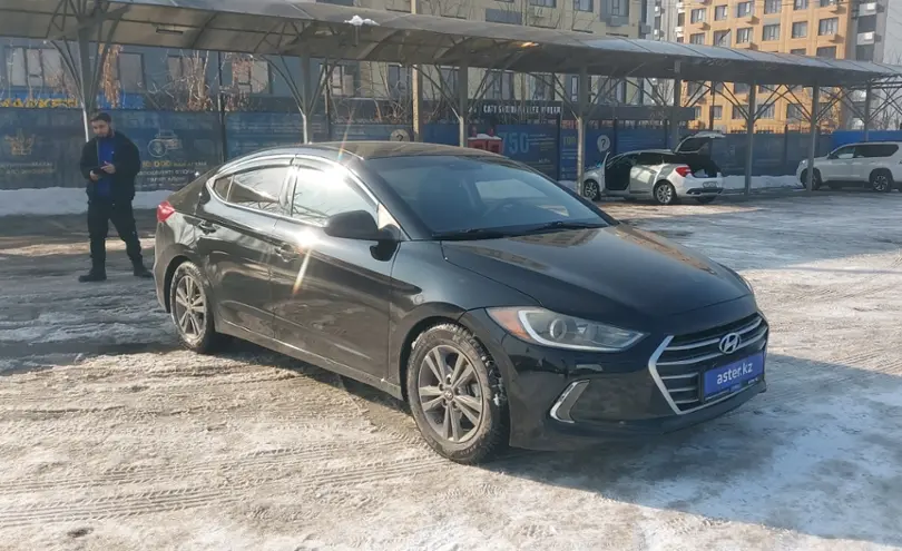 Hyundai Elantra 2018 года за 8 600 000 тг. в Алматы