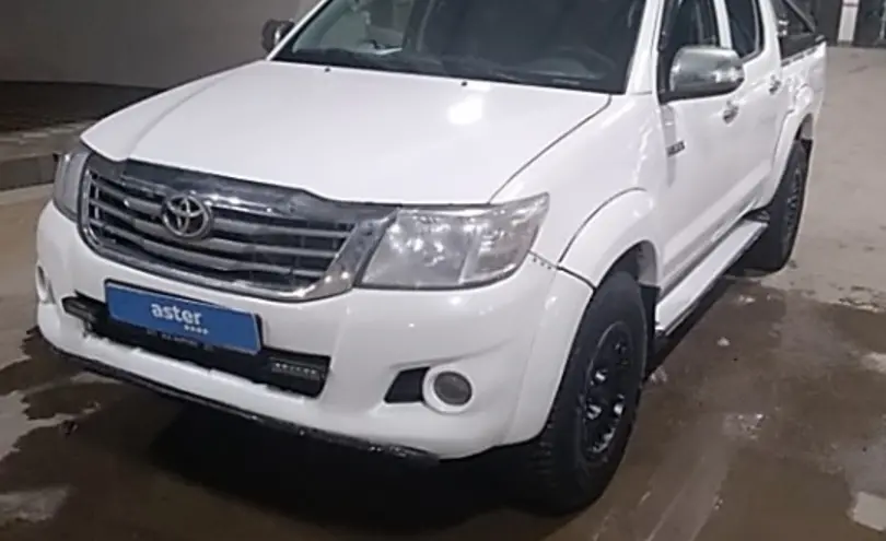 Toyota Hilux 2011 года за 6 500 000 тг. в Караганда