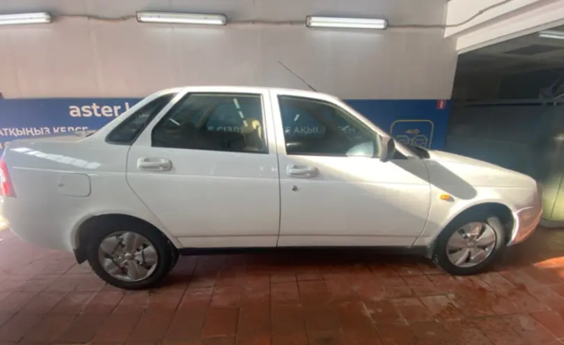 LADA (ВАЗ) Priora 2013 года за 1 900 000 тг. в Астана фото 4