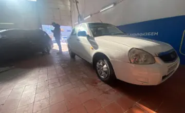 LADA (ВАЗ) Priora 2013 года за 1 900 000 тг. в Астана фото 3