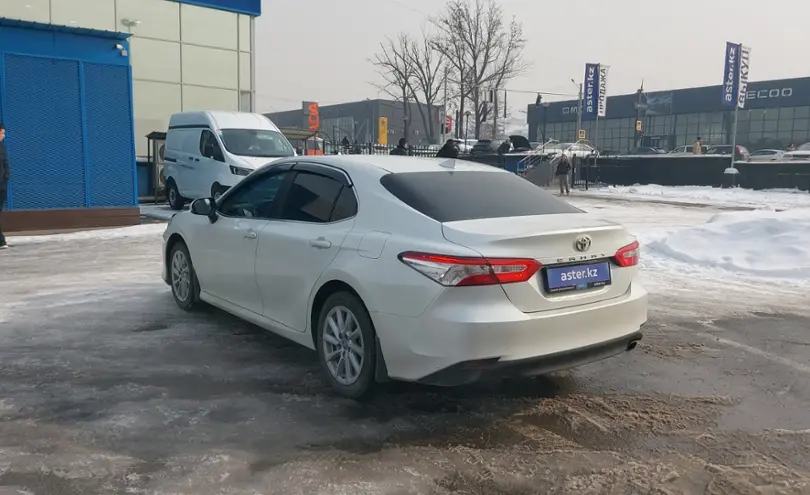 Toyota Camry 2021 года за 15 000 000 тг. в Алматы фото 4