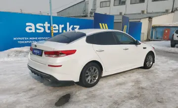 Kia Optima 2018 года за 9 300 000 тг. в Алматы фото 3