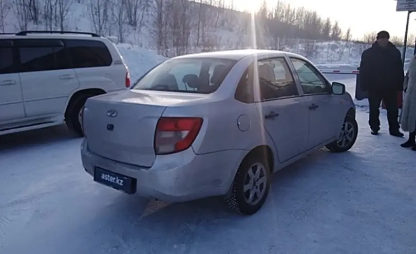 LADA (ВАЗ) Granta 2012 года за 3 000 000 тг. в Усть-Каменогорск фото 5