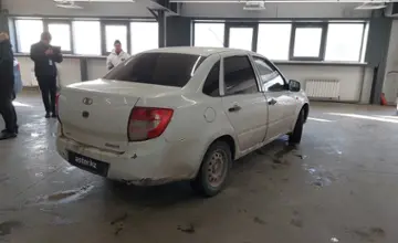 LADA (ВАЗ) Granta 2013 года за 2 500 000 тг. в Астана фото 3