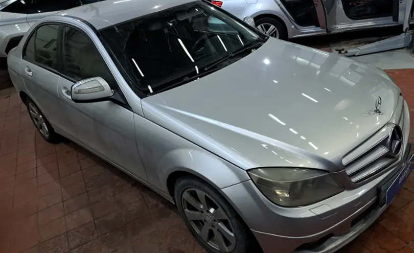 Mercedes-Benz C-Класс 2008 года за 5 000 000 тг. в Астана фото 2
