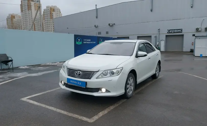 Toyota Camry 2014 года за 9 000 000 тг. в Шымкент