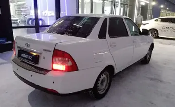LADA (ВАЗ) Priora 2015 года за 2 500 000 тг. в Усть-Каменогорск