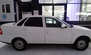 LADA (ВАЗ) Priora 2015 года за 2 500 000 тг. в Усть-Каменогорск фото 4