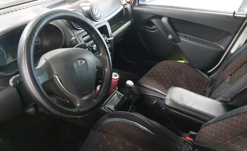 LADA (ВАЗ) Granta 2018 года за 3 100 000 тг. в Астана фото 5