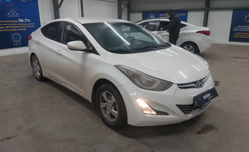 Hyundai Elantra 2015 года за 6 000 000 тг. в Астана фото 2