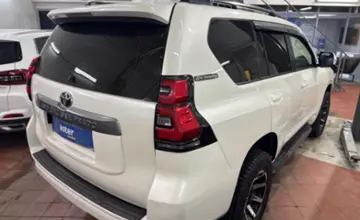 Toyota Land Cruiser Prado 2018 года за 22 500 000 тг. в Астана