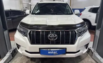 Toyota Land Cruiser Prado 2018 года за 22 500 000 тг. в Астана фото 2