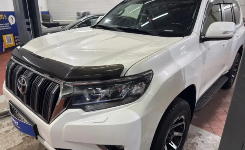 Toyota Land Cruiser Prado 2018 года за 22 500 000 тг. в Астана