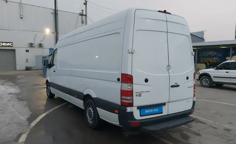 Mercedes-Benz Sprinter 2017 года за 15 000 000 тг. в Шымкент фото 4