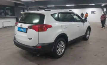 Toyota RAV4 2014 года за 10 500 000 тг. в Астана фото 3