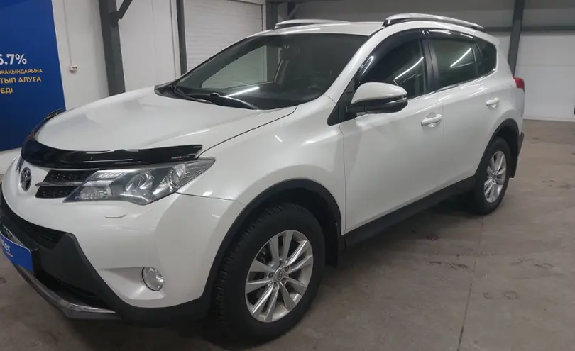 Toyota RAV4 2014 года за 10 500 000 тг. в Астана