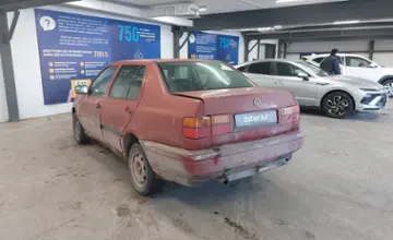 Volkswagen Vento 1994 года за 500 000 тг. в Астана фото 4